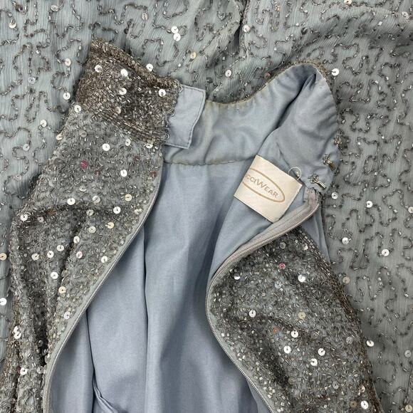 Ricci Wear Halter Neck Sequin Embellished Evening Gown Gray Silver Size M - Picture 11 of 14